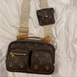 Louis Vuitton Utility Crossbody Bag - rare!